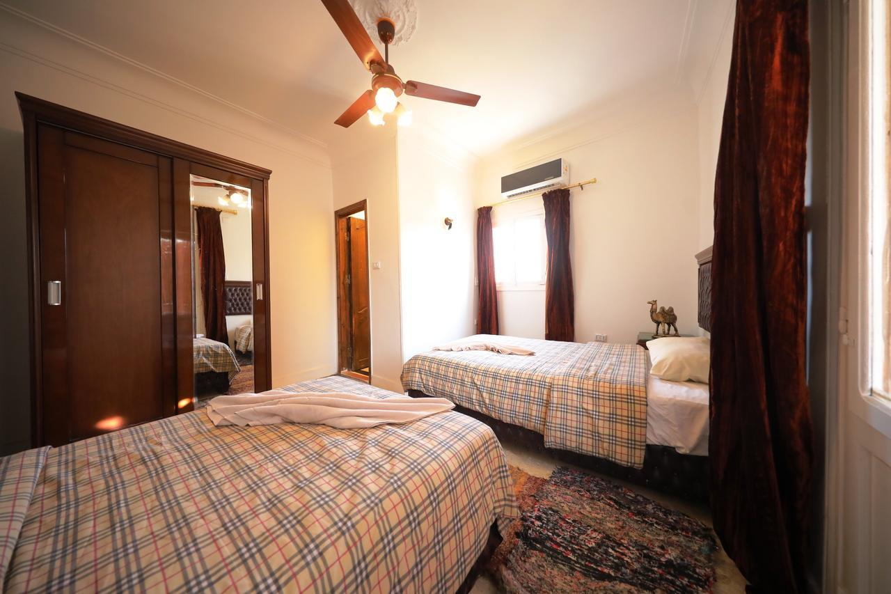 Pyramids Loft Guesthouse Il Il Cairo Esterno foto