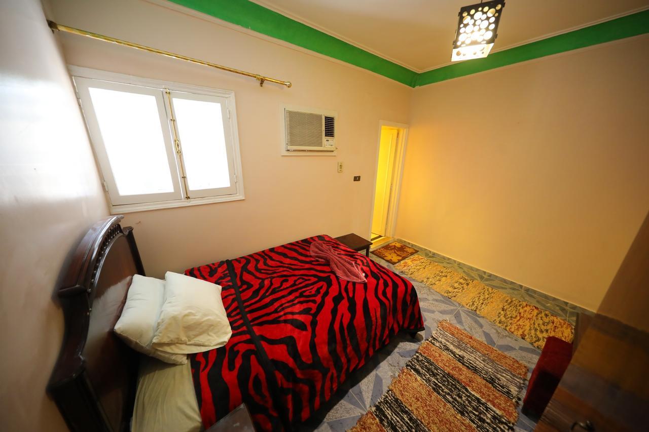 Pyramids Loft Guesthouse Il Il Cairo Esterno foto
