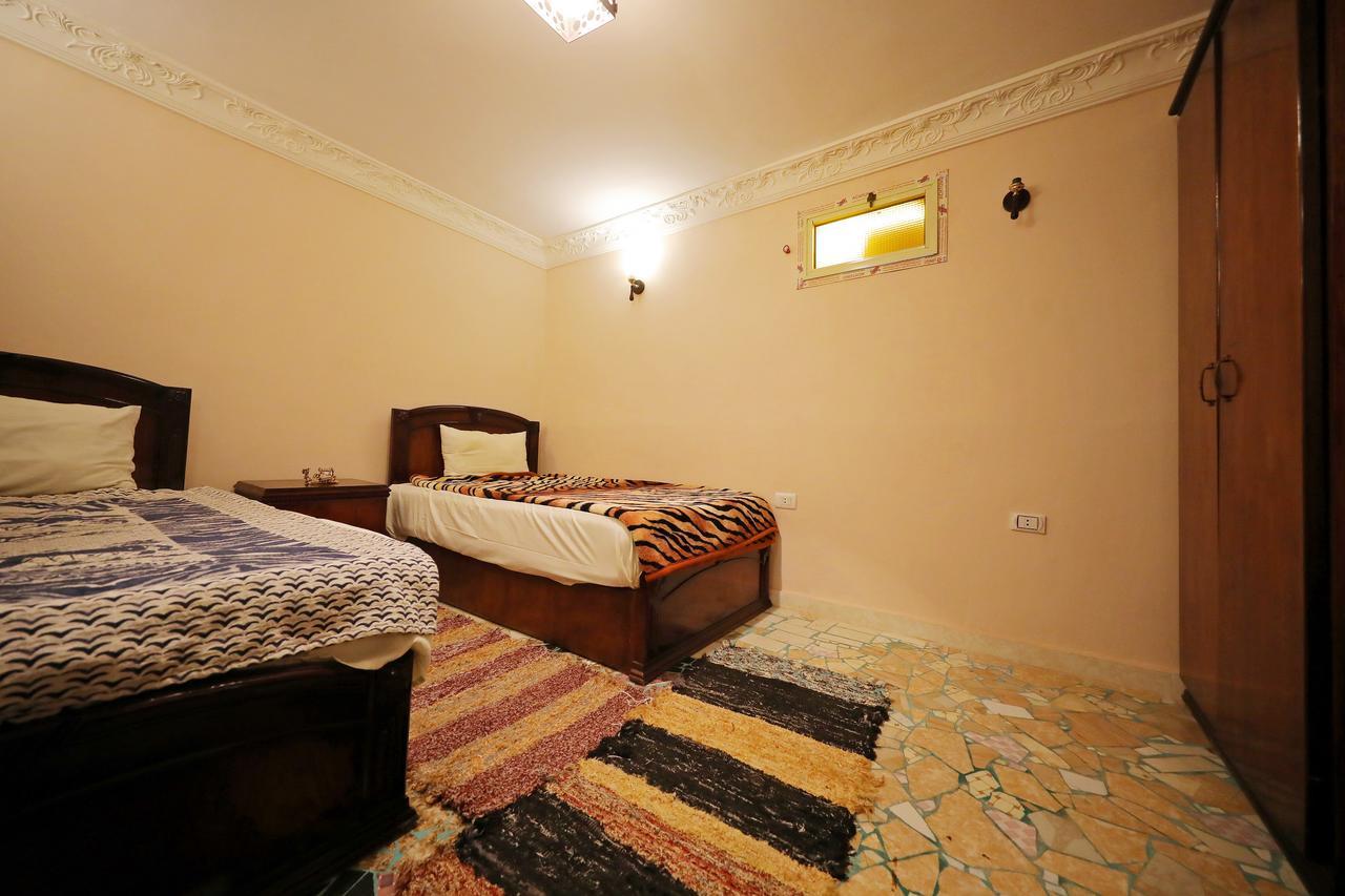 Pyramids Loft Guesthouse Il Il Cairo Esterno foto