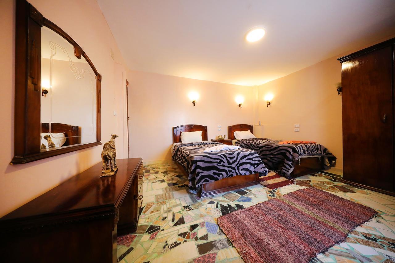 Pyramids Loft Guesthouse Il Il Cairo Esterno foto